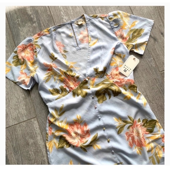 Billabong Floral Dress - Picture 6 of 11